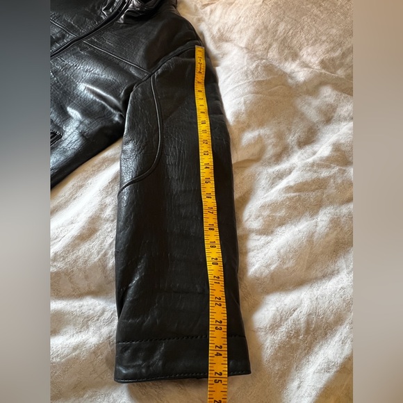 Marc New York Andrew Marc Large Black Lambskin Leather - Picture 9 of 12